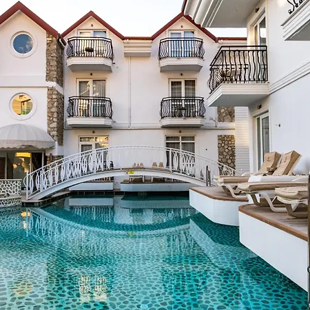 Pinehill Hotel & Suites-2