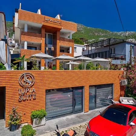 Lupia Suites-3