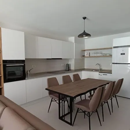 Queen Residences & Apart Hotel-3