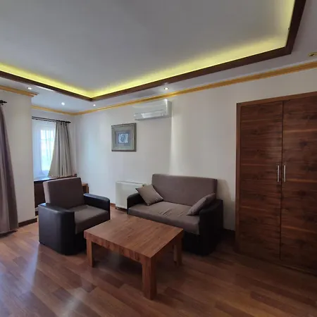 Dinara Apart Hotel-3