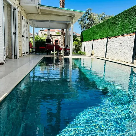 Evalacati-Villa Palma-Central Villa With Private Pool And Garden-3