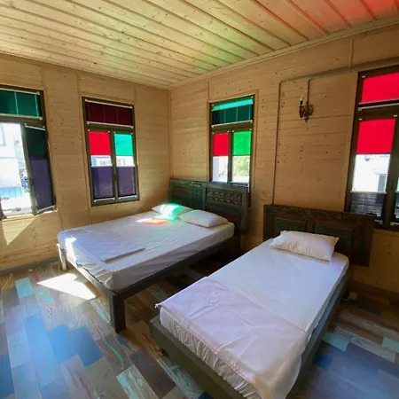 Latibule Adahan Guest House-3