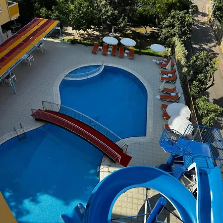 Rose Garden Apart Hotel-2