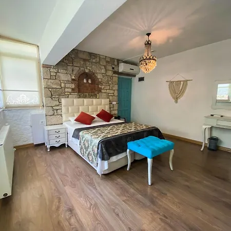 Alacati Sardunya Hotel-3