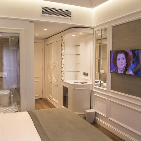 Mina Hotel - Special Category-3