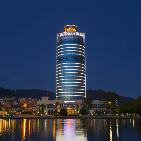 Wyndham Grand Izmir Ozdilek Thermal & Spa-2