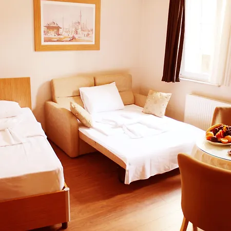 Agora Boutique Hotel & Bistro-3
