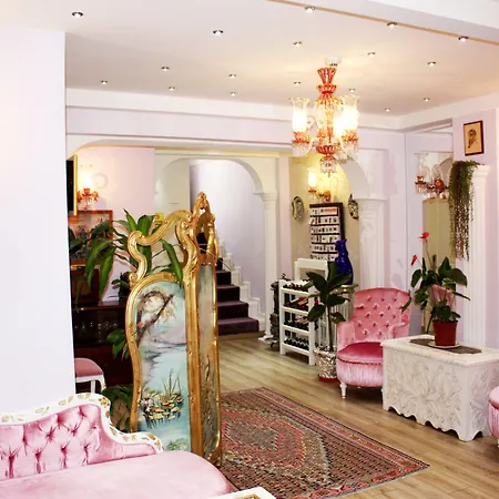 Romantic Hotel Istanbul-2