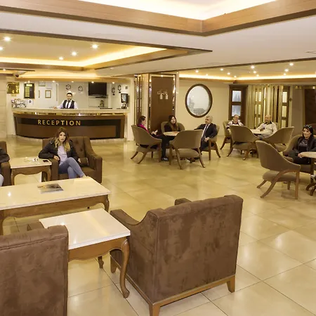 Martinenz Hotel Old City-2
