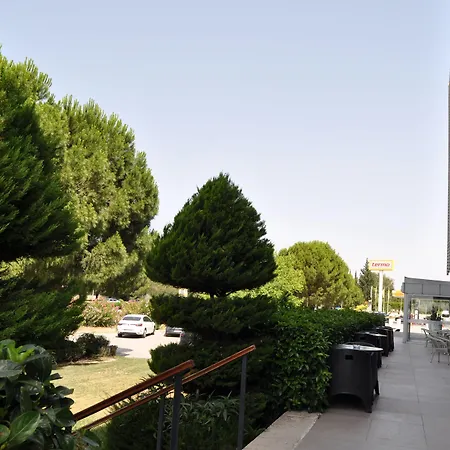 Orty Airport Hotel-2