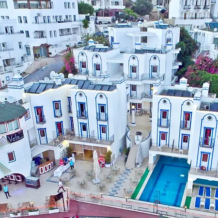 Sky Vela Hotel & Suites-3