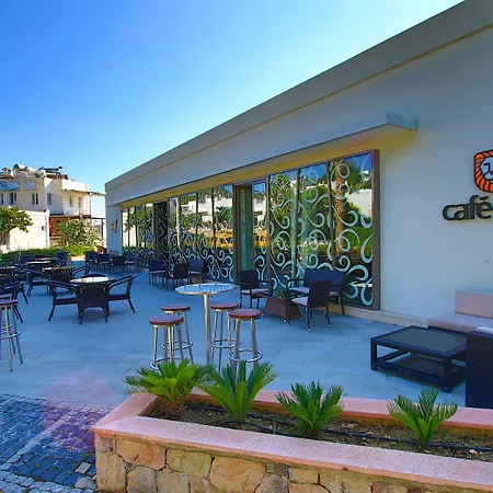 Mandarin Resort & Spa-2