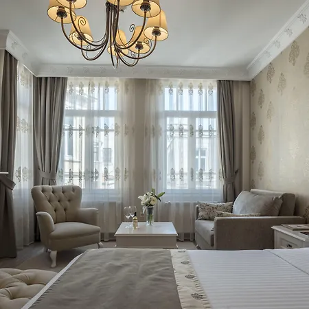 Louis Appartements Galata-2