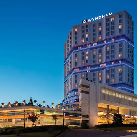 Wyndham Grand Istanbul Europe-3