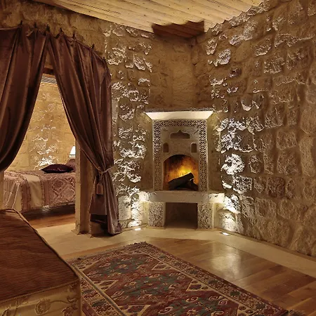 Golden Cave Suites-3
