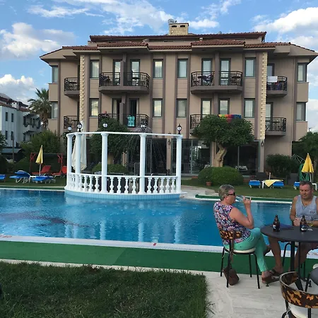 Golden Moon Hotel-2