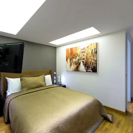 The Place Suit & Apartments-3