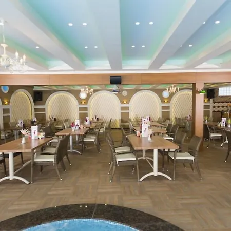 Lavinia Apart & Hotel-2