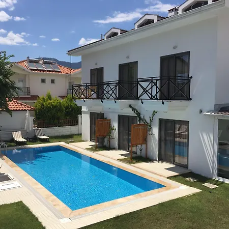 Casa Pallet Hotel (Adults Only)-2