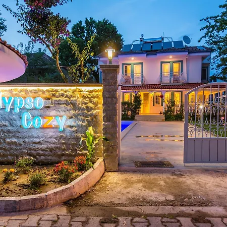 Calypso Cozy Suites (Adults Only)-3