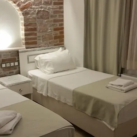 Cunda Rooms Butik Otel-2