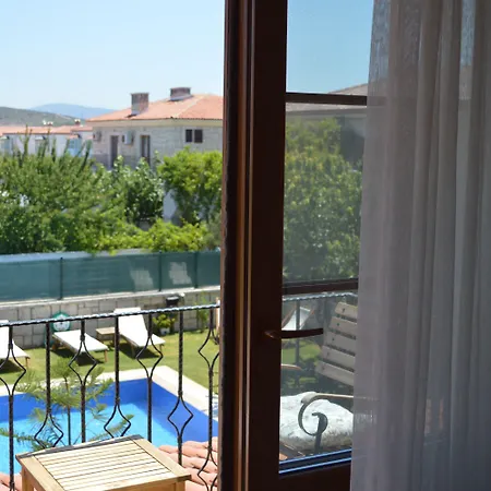 Fehmi Bey Alacati-2