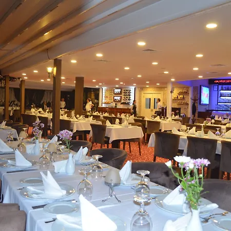 Hotel Perama-2
