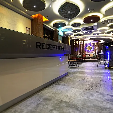 Corner Park Suite Hotel-3