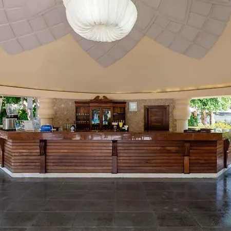 Palmeras Beach Hotel-2