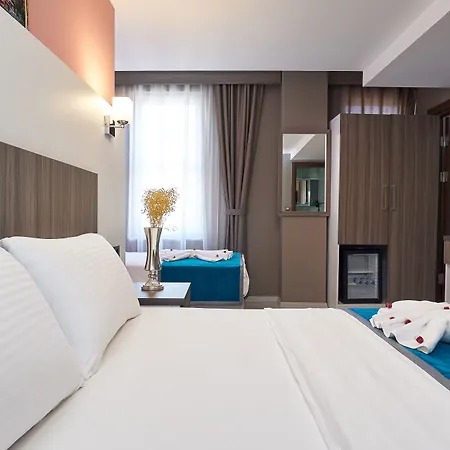 Renzo Hotel-3