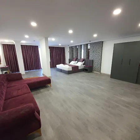 Karikatuer Bi Hotel-2
