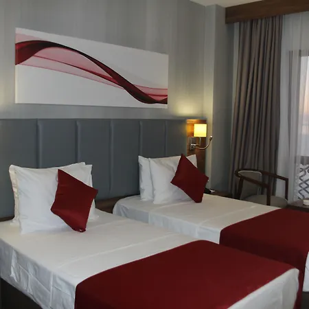 Ramada By Wyndham Van-2