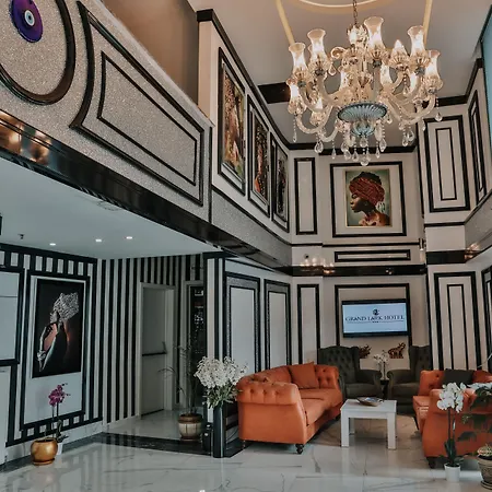 Grand Lark Hotel-3