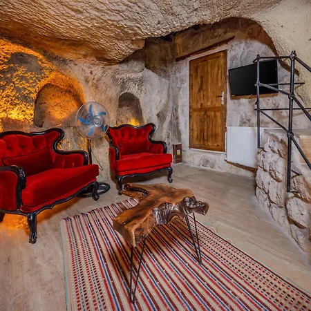 Saliche Cave Suite-3