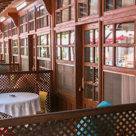 Çarşı butik otel-3