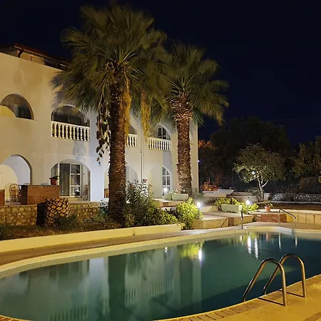Dilek Ağacı Butik Otel - Karaburun-2