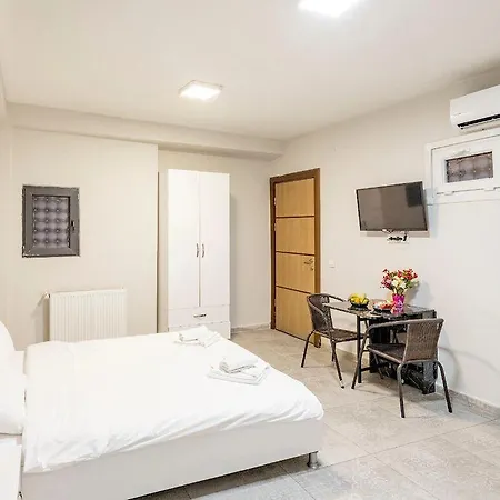 Red Tent Suite 84-3