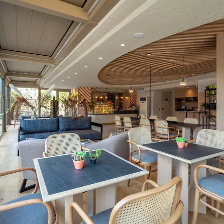 Oli Hotel And Suites-3