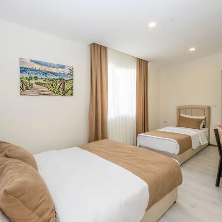 Gloria Airport Hotel-3