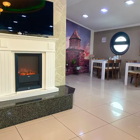 Hotel Kent Ani-3