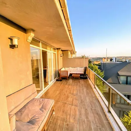 Located In The Forest, 6 Minutes Away From Istanbul Airport-3