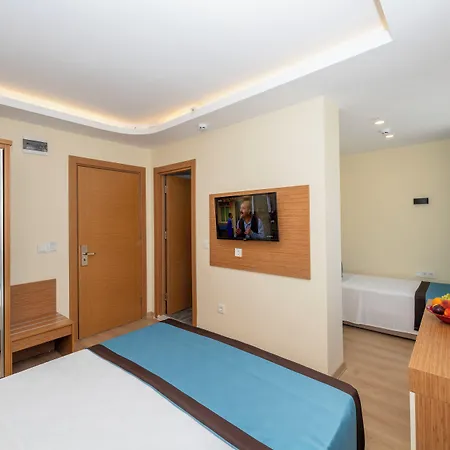 Diamond Luxury Hotel-2