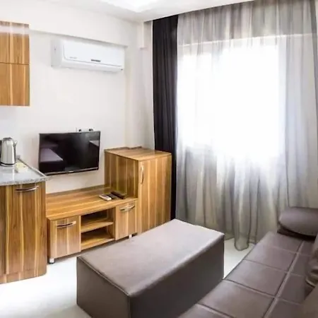 Smyrna Homes & Suits-2
