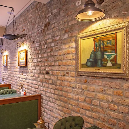 Tin Suites-2