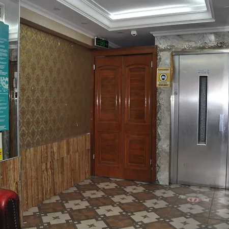 Hotel Red Rose-3