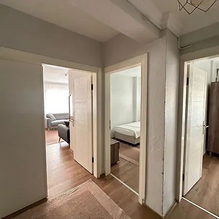 Yade Apart Pension-2