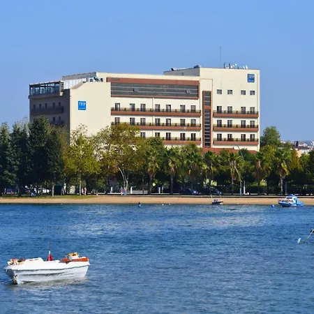 Tryp By Wyndham Izmit-3