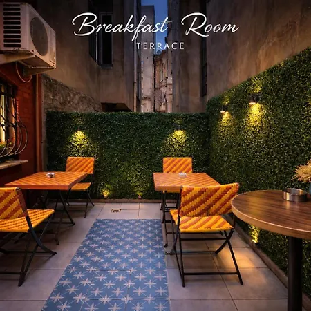 Istanberry - Royal Lower Floor Apartments-2