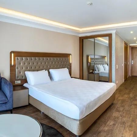 Michell Hotel & Spa (Adults Only)-3