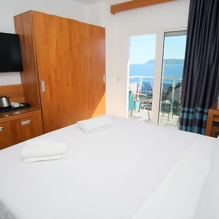 Nur Hotel-3